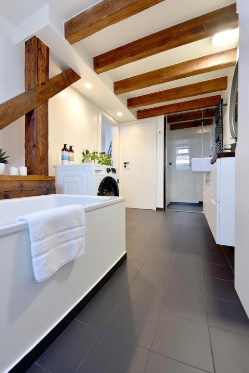 Apartman 1901 เตร็นชีน ภายนอก รูปภาพ